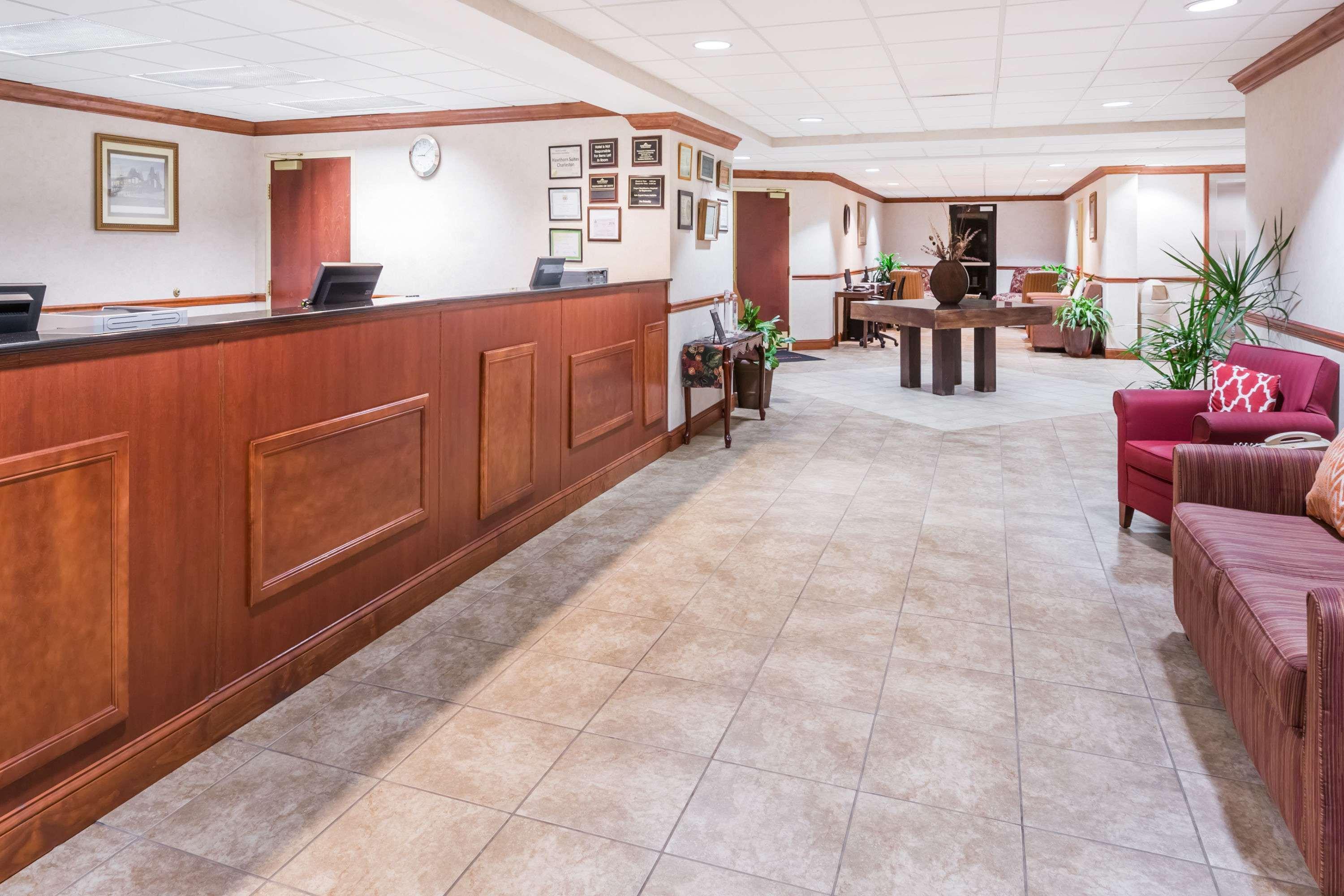 Clarion Pointe Charleston - West Ashley Hotel Exterior photo