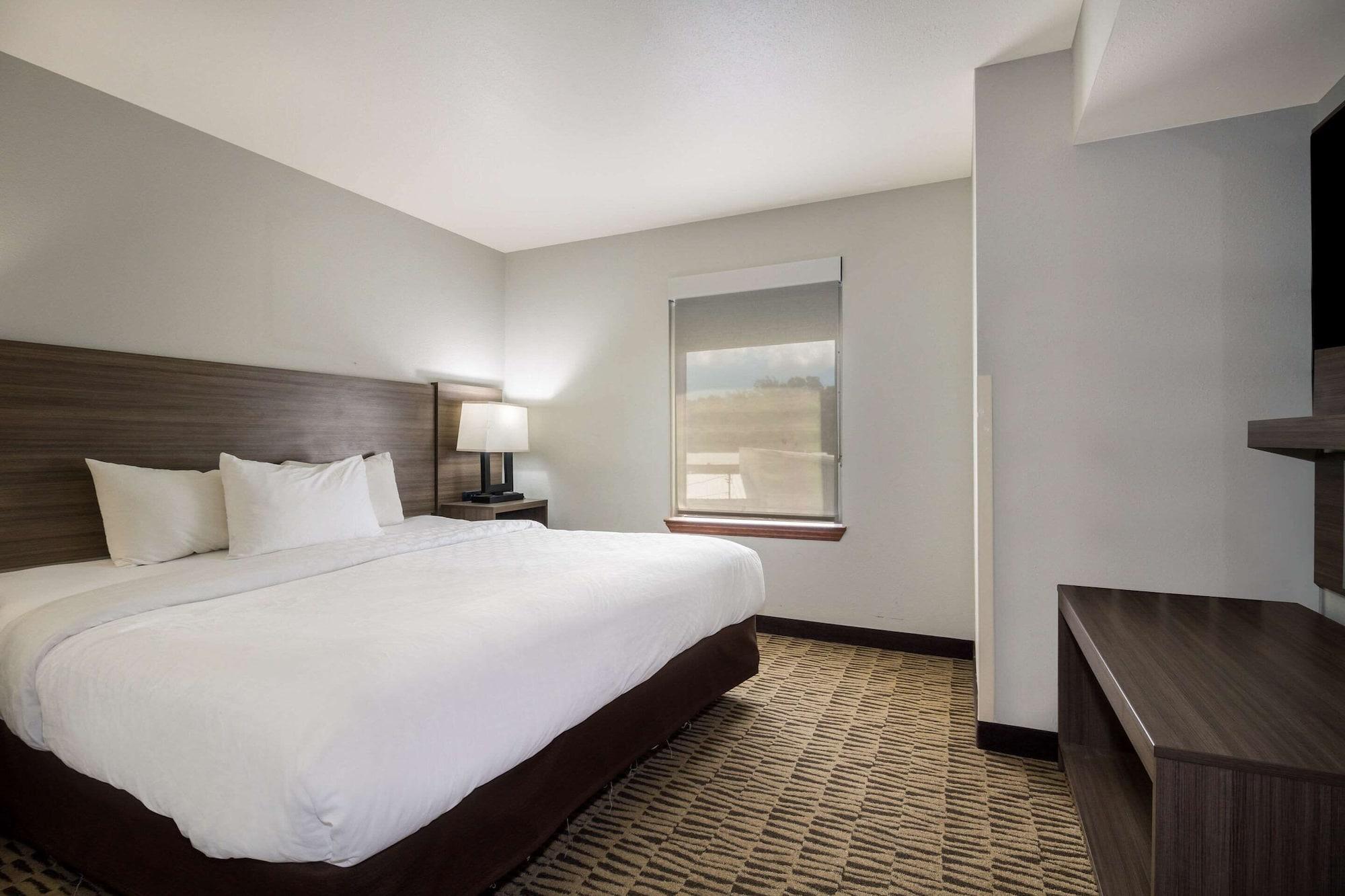 Clarion Pointe Charleston - West Ashley Hotel Exterior photo