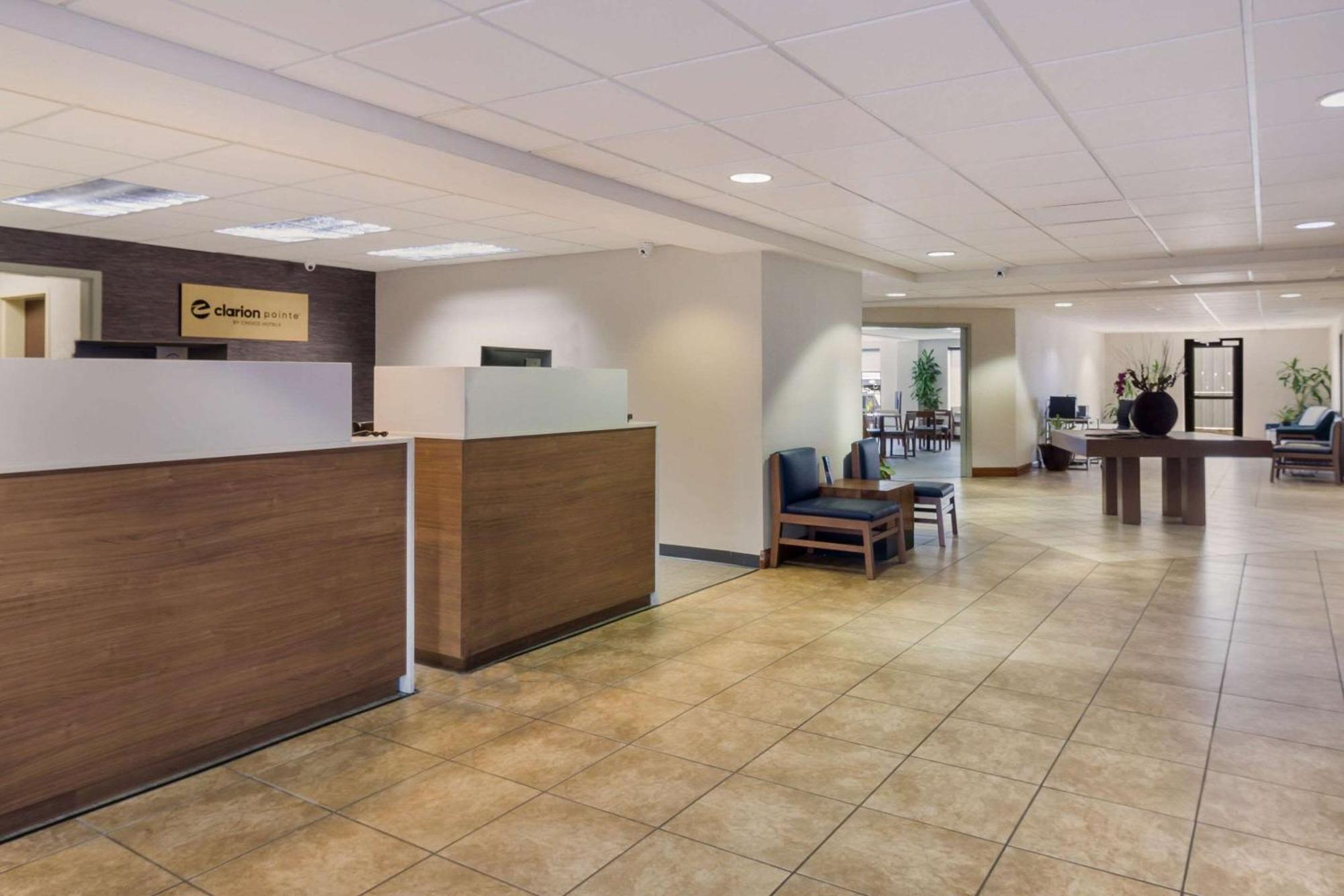 Clarion Pointe Charleston - West Ashley Hotel Exterior photo